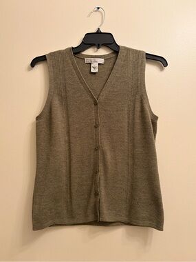 Vintage Geoffrey Beene Olive V-Neck Knit Vest